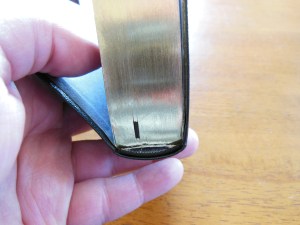 Bible Review NKJV Compact Large Print Holman 010